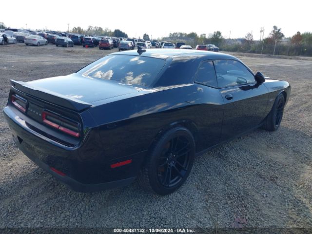 2C3CDZBT4FH869111 Dodge Challenger R/t Plus Shaker