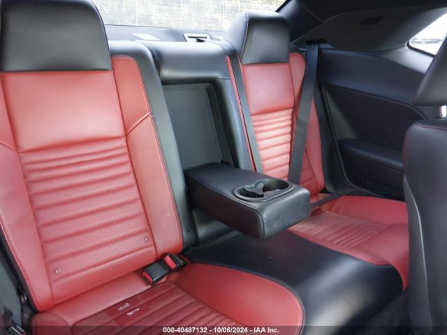 2C3CDZBT4FH869111 Dodge Challenger R/t Plus Shaker