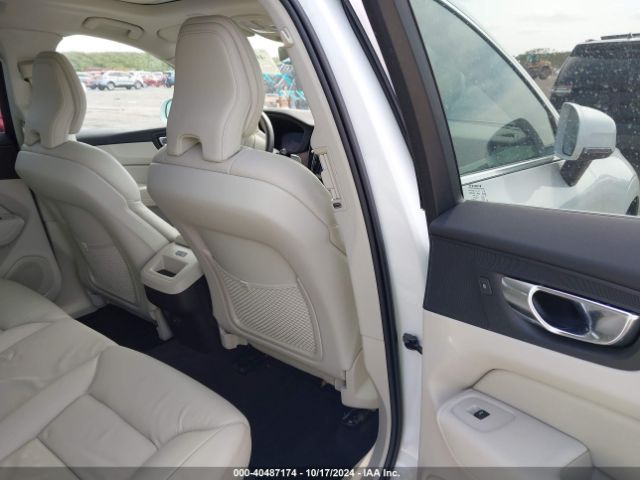 YV4L12RK1N1944981 Volvo Xc60 B5 Momentum