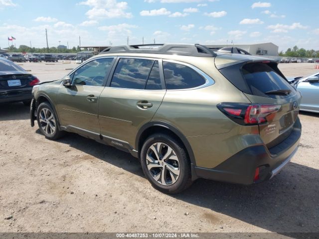 4S4BTANC2L3261556 Subaru Outback Limited