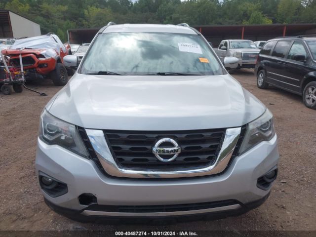 5N1DR2MM5JC646565 Nissan Pathfinder Sv