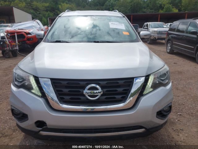 5N1DR2MM5JC646565 Nissan Pathfinder Sv