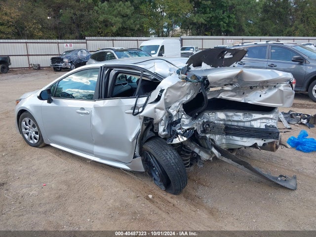 Toyota COROLLA LE 2022 5YFEPMAE6NP343198 Image 3