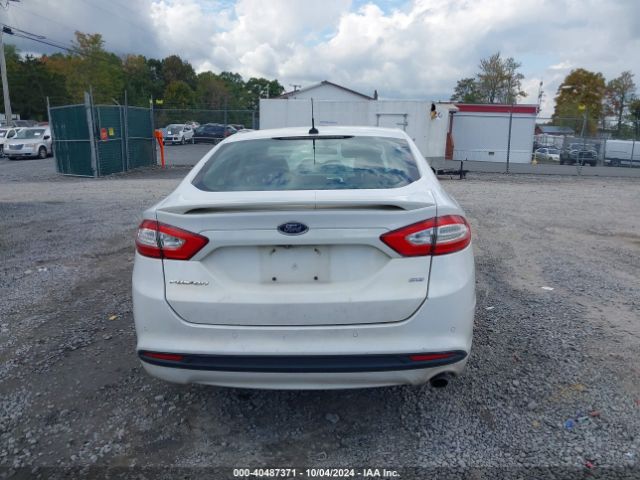 3FA6P0H73FR180810 Ford FUSION SE