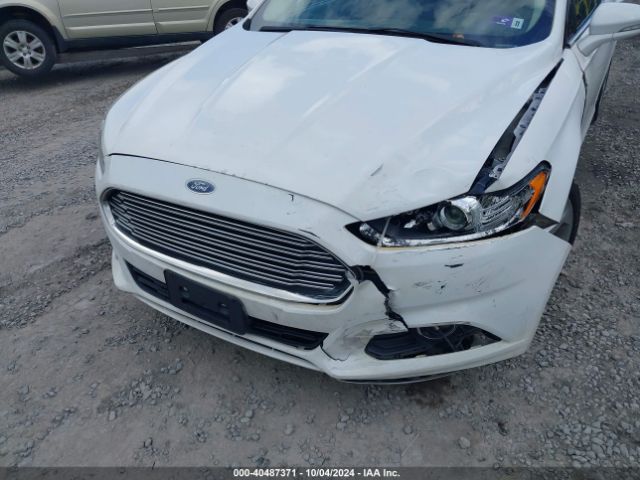 3FA6P0H73FR180810 Ford FUSION SE