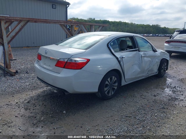 Honda ACCORD LX 2015 1HGCR2F3XFA028408 Image 4