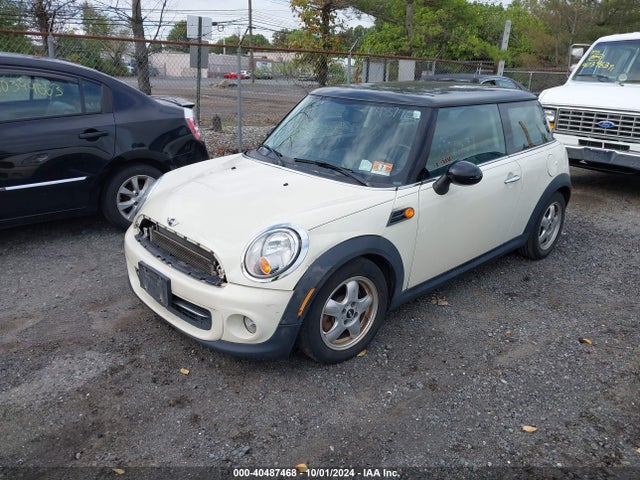 2013 MINI HARDTOP WMWSU3C5XDT680223 Photo 1