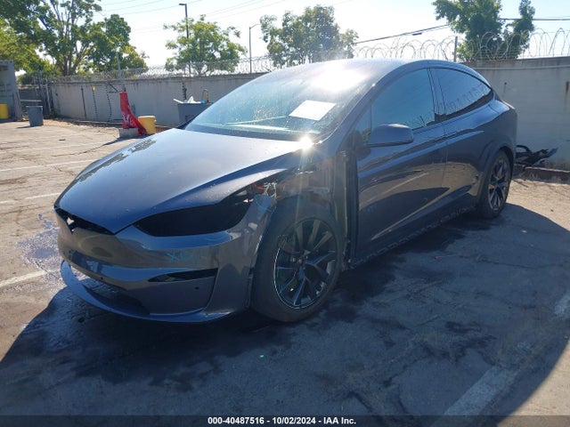 2022 TESLA MODEL X 7SAXCBE56NF360942 Photo 1