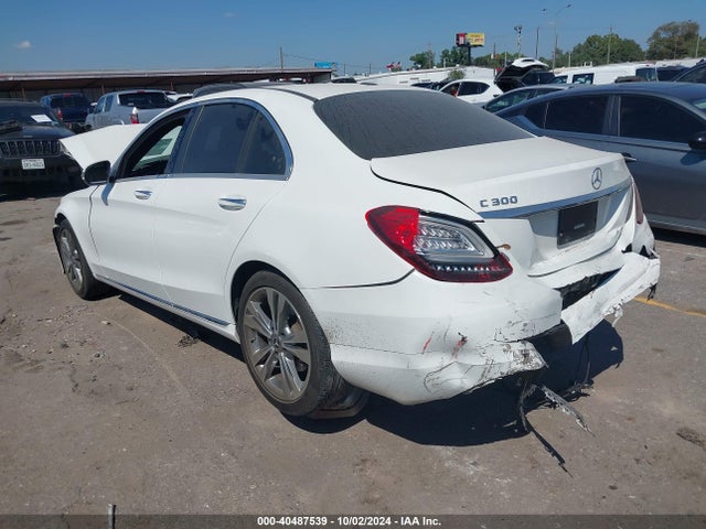 55SWF8DB6KU309011 Mercedes-Benz C 300