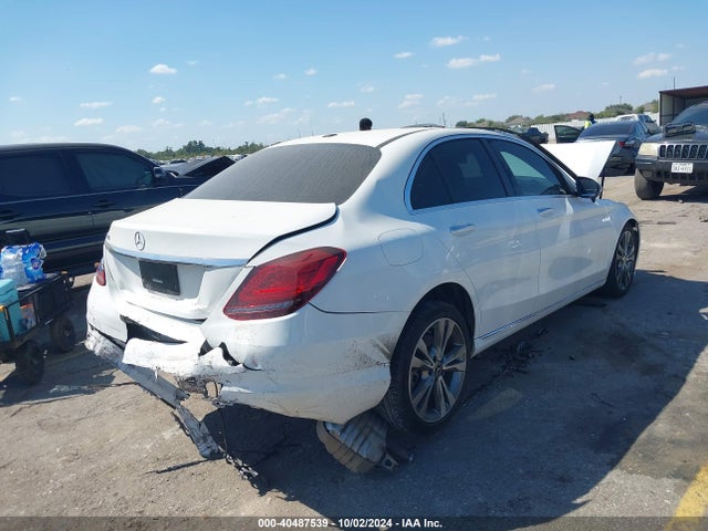 55SWF8DB6KU309011 Mercedes-Benz C 300