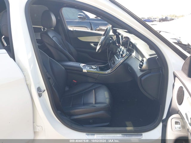 55SWF8DB6KU309011 Mercedes-Benz C 300