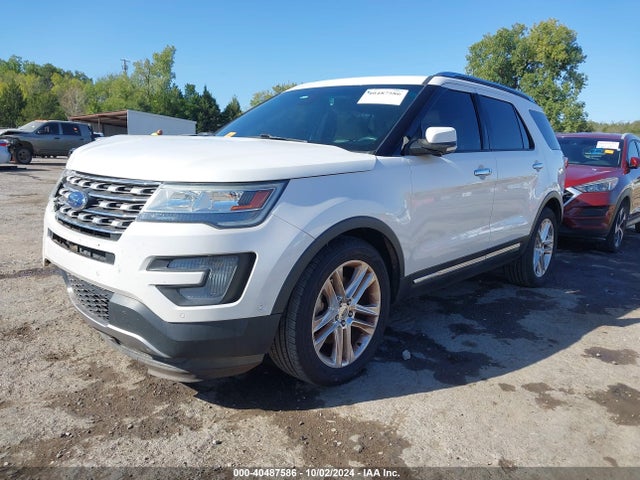 Ford Explorer Limited 2017 1FM5K7F88HGA10960 Image 2