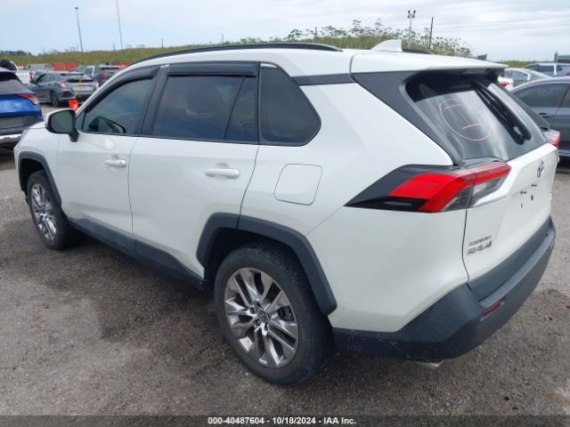 2T3A1RFV3MW152817 Toyota Rav4 Xle Premium