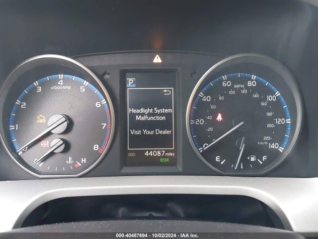 Toyota Rav4 Xle 2018 2T3RFREV8JW773794 Image 15