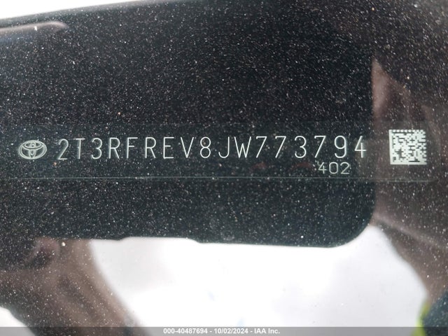 Toyota Rav4 Xle 2018 2T3RFREV8JW773794 Image 17