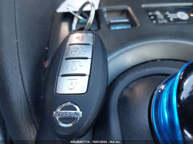 1N4AZ1CP8JC306491 Nissan LEAF S