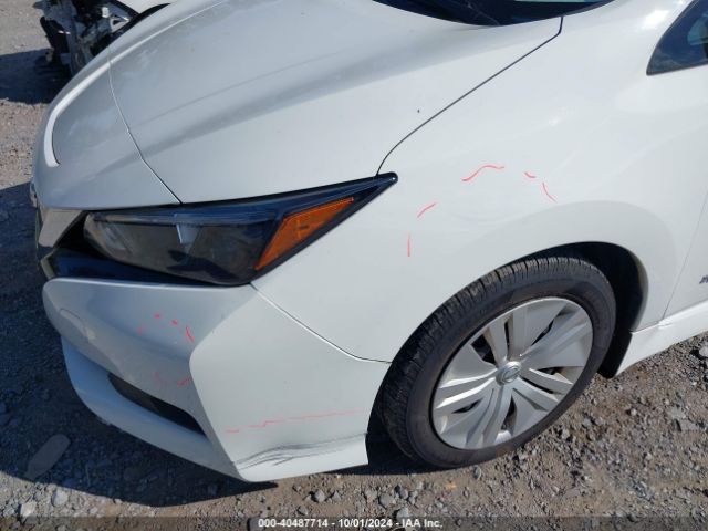1N4AZ1CP8JC306491 Nissan LEAF S