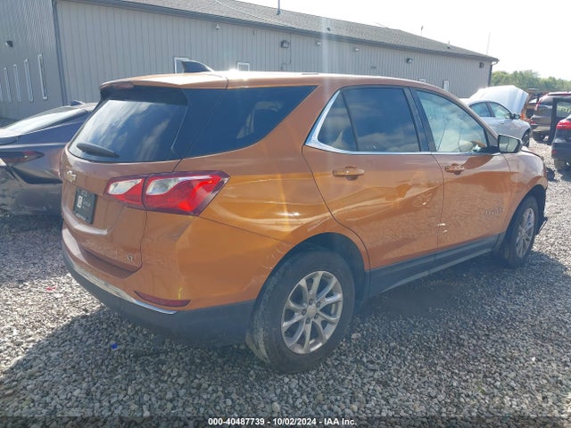 Chevrolet EQUINOX LT 2018 2GNAXJEV9J6105064 Image 4