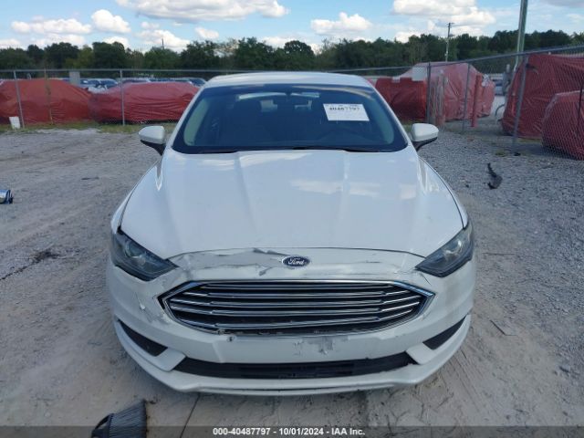 3FA6P0H75HR364018 Ford FUSION SE