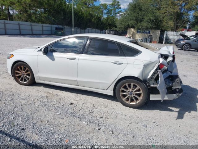 3FA6P0H75HR364018 Ford FUSION SE
