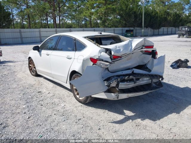 3FA6P0H75HR364018 Ford FUSION SE