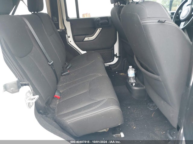 1C4HJWEG1GL320848 Jeep Wrangler Unlimited Sahara