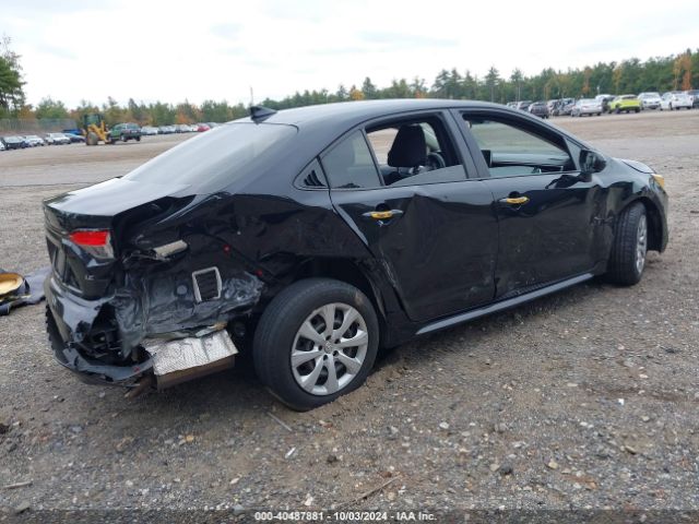 JTDEPMAE2MJ173604 Toyota COROLLA LE