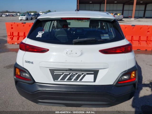 KM8K12AA8KU224617 Hyundai Kona Se