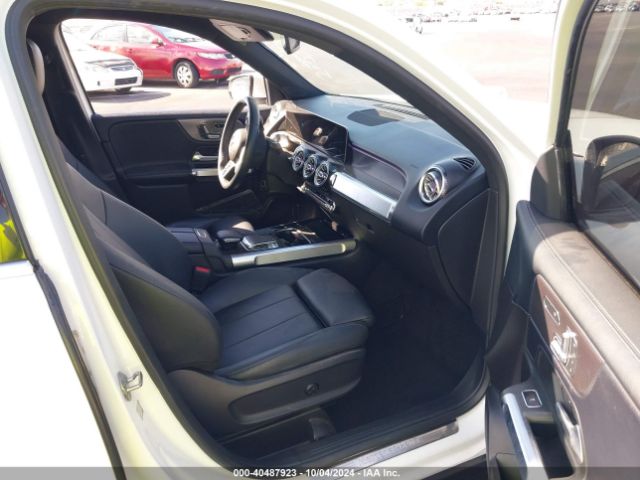 W1N4M4GB8LW027431 Mercedes-Benz GLB 250