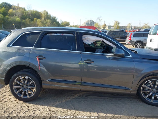 WA1VAAF74JD034184 Audi Q7 3.0t Premium