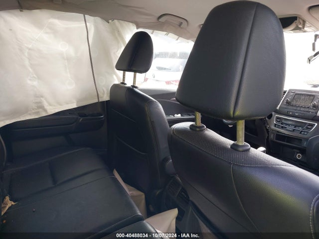 Honda Ridgeline Rtl 2017 5FPYK2F51HB001075 Image 8