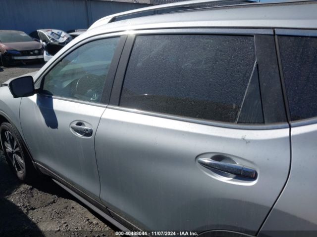 JN8AT2MT8KW268892 Nissan ROGUE SV
