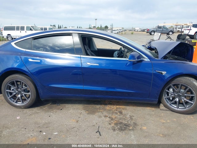 Tesla Model 3 Long Range/mid Range/standard Range/standard Range Plus 2019 5YJ3E1EA6KF344989 Image 12