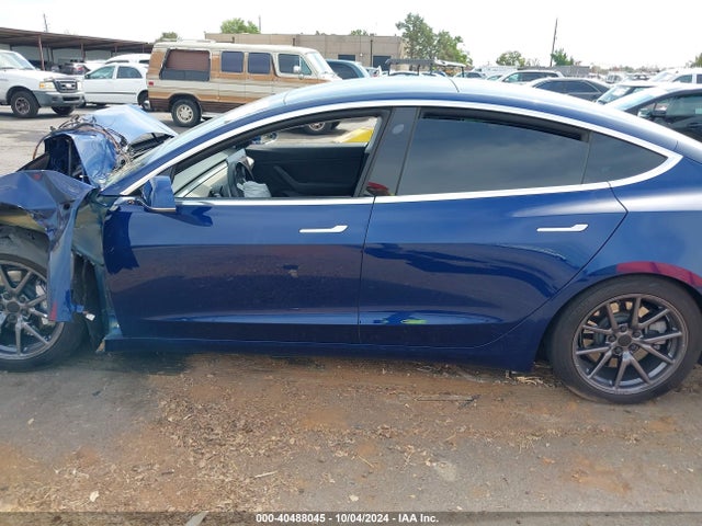 Tesla Model 3 Long Range/mid Range/standard Range/standard Range Plus 2019 5YJ3E1EA6KF344989 Image 13