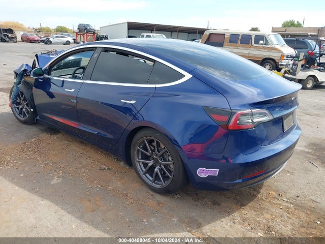 2019 TESLA MODEL 3 5YJ3E1EA6KF344989 Photo 2