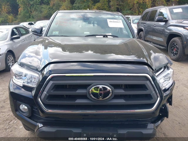 3TYSX5EN5NT015043 Toyota Tacoma Sr5