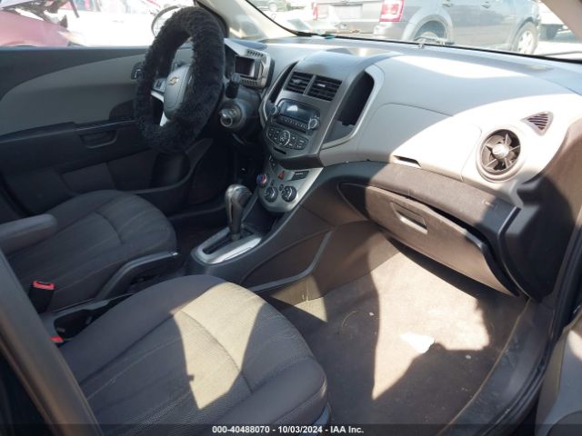 1G1JC6SG1F4109361 Chevrolet Sonic Lt Auto