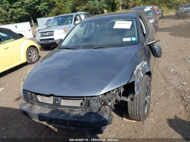 3VWDB7AJ6JM220413 Volkswagen Jetta 1.4t Se/1.4t Wolfsburg Edition