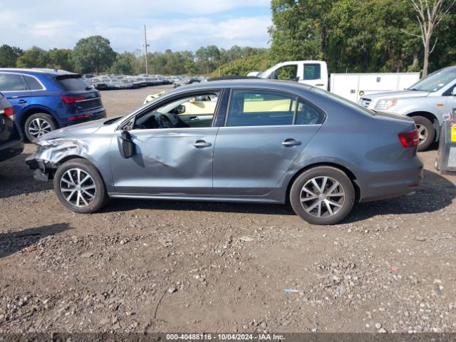 3VWDB7AJ6JM220413 Volkswagen Jetta 1.4t Se/1.4t Wolfsburg Edition