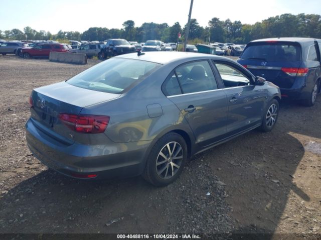 3VWDB7AJ6JM220413 Volkswagen Jetta 1.4t Se/1.4t Wolfsburg Edition