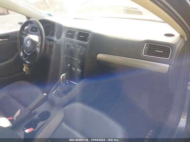 3VWDB7AJ6JM220413 Volkswagen Jetta 1.4t Se/1.4t Wolfsburg Edition