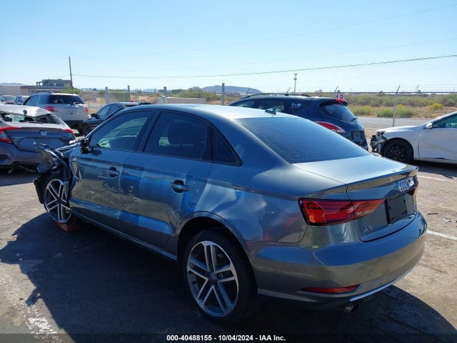 WAUB8GFF5H1028742 Audi A3 2.0t Premium