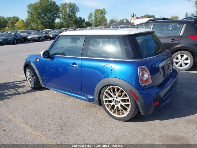 2012 MINI COOPER WMWSU3C50CT367289 Photo 2