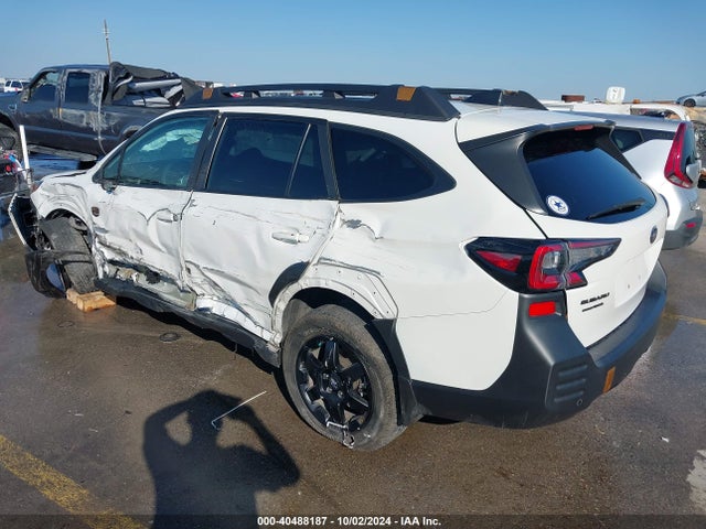 4S4BTGUD0N3169944 Subaru Outback Wilderness