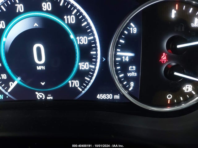 LRBFX3SX7JD017078 Buick Envision Premium I