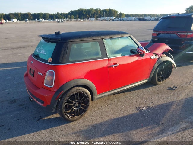 2008 MINI COOPER S WMWMF73588TT88828 Photo 3