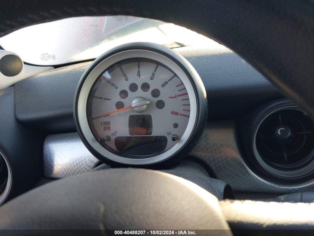 2008 MINI COOPER S WMWMF73588TT88828 Photo 6