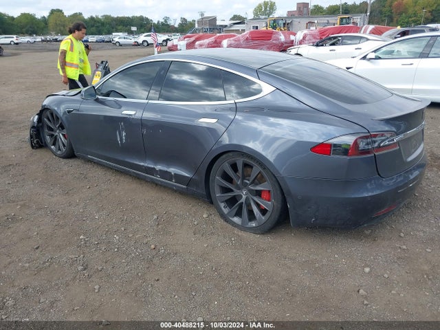 2021 TESLA MODEL S 5YJSA1E41MF421658 Photo 2