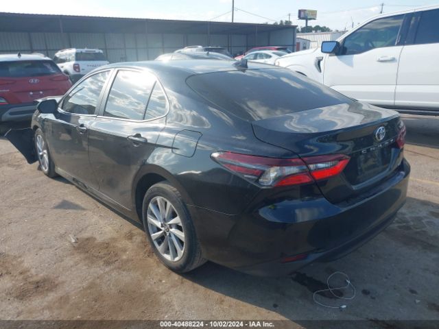 4T1C11AK6NU637423 Toyota CAMRY LE