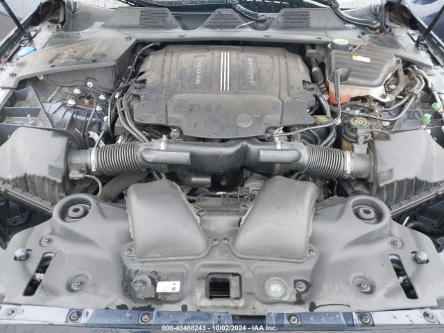 2017 JAGUAR XJ SAJWJ2GD0H8W12466 Photo 9